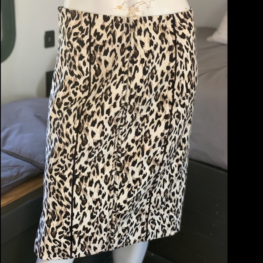 White House Black Market Leopard Pencil Skirt